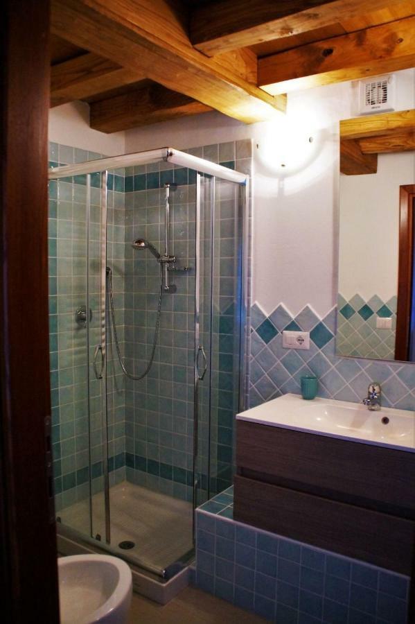 B&B Piazza Di L'Ara Tempio Pausania Zewnętrze zdjęcie