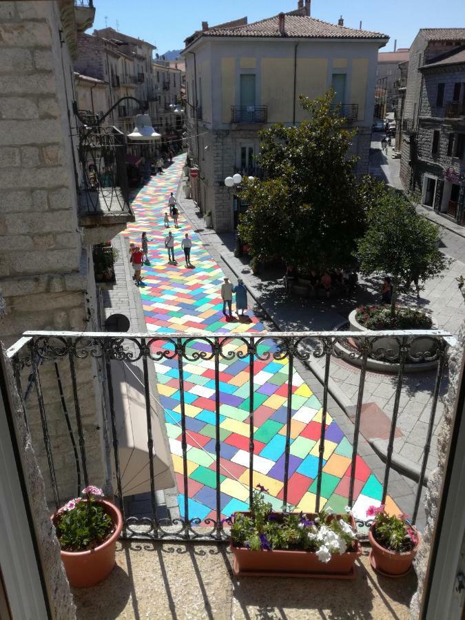 B&B Piazza Di L'Ara Tempio Pausania Zewnętrze zdjęcie