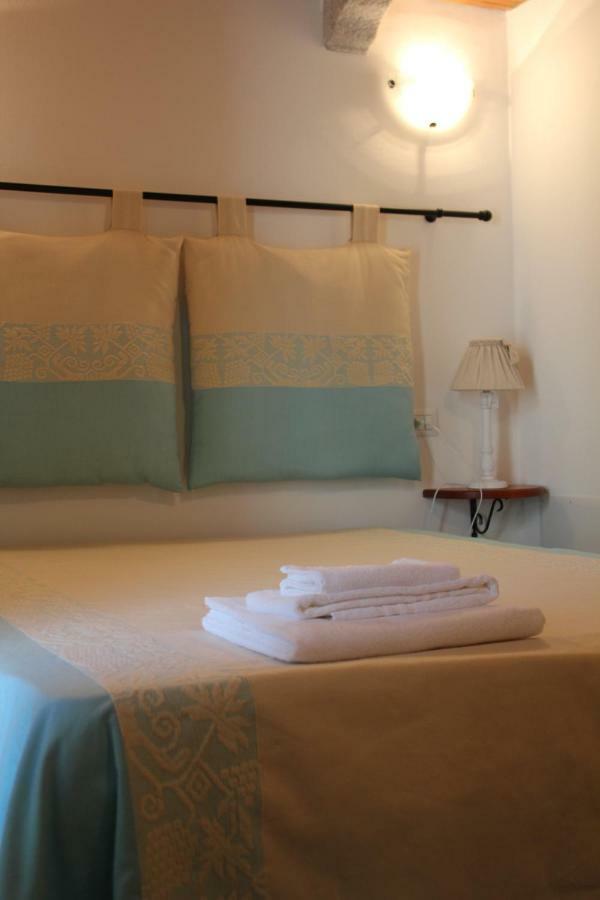 B&B Piazza Di L'Ara Tempio Pausania Zewnętrze zdjęcie
